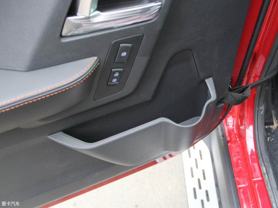 2018BJ40 L 2.0T քF 