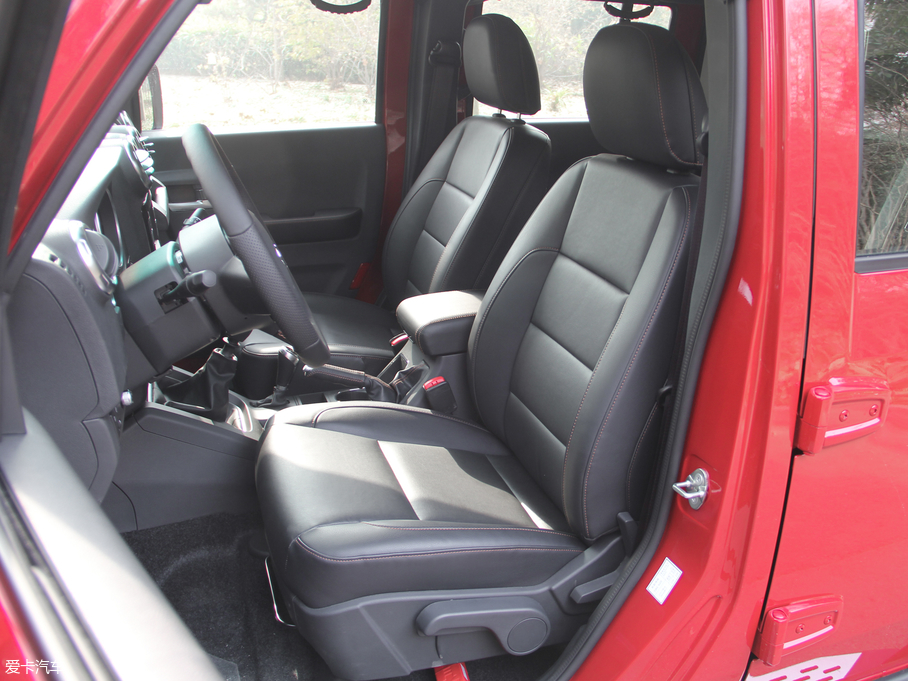 2018BJ40 L 2.0T քF 