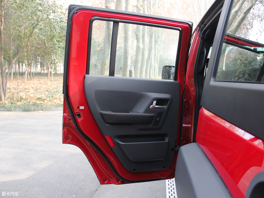 2018BJ40 L 2.0T ք(dng)F 