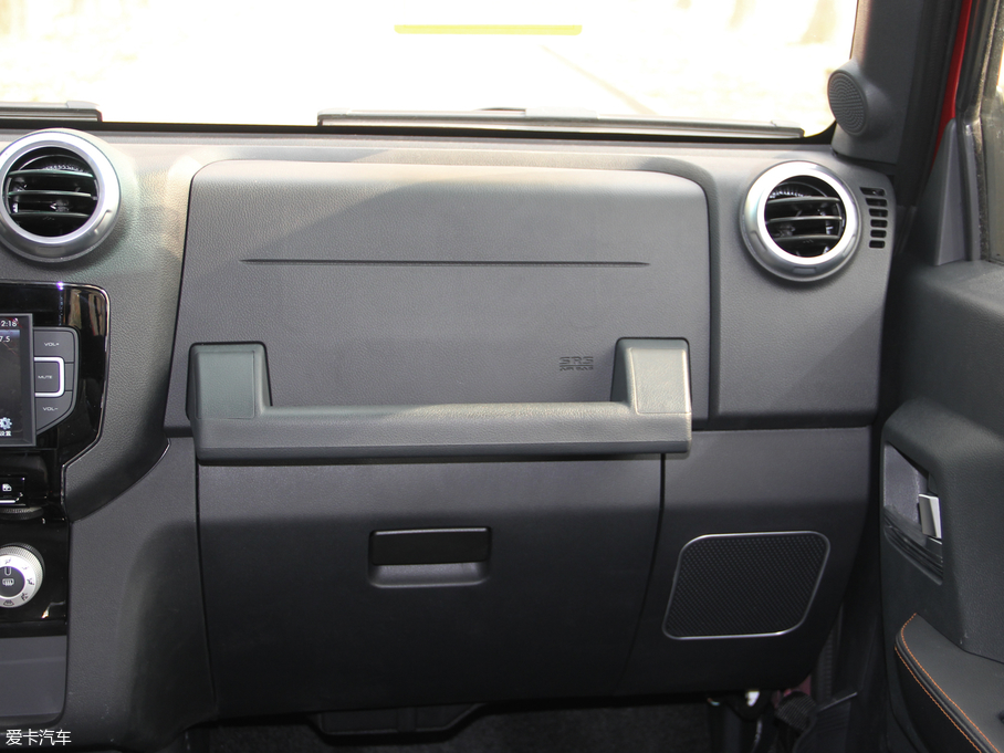 2018BJ40 L 2.0T քF 