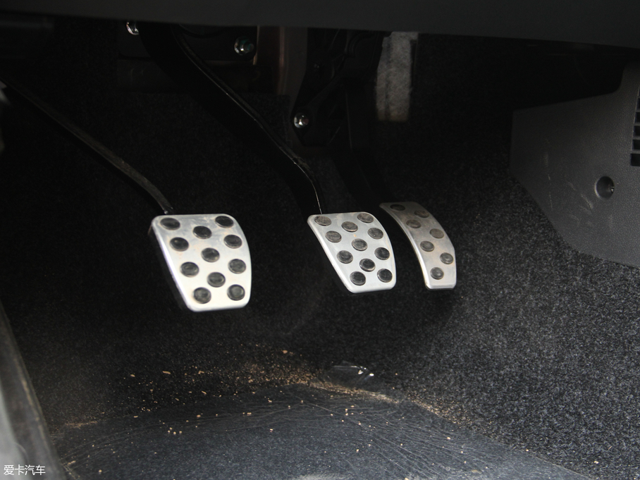 2018BJ40 L 2.0T քF 