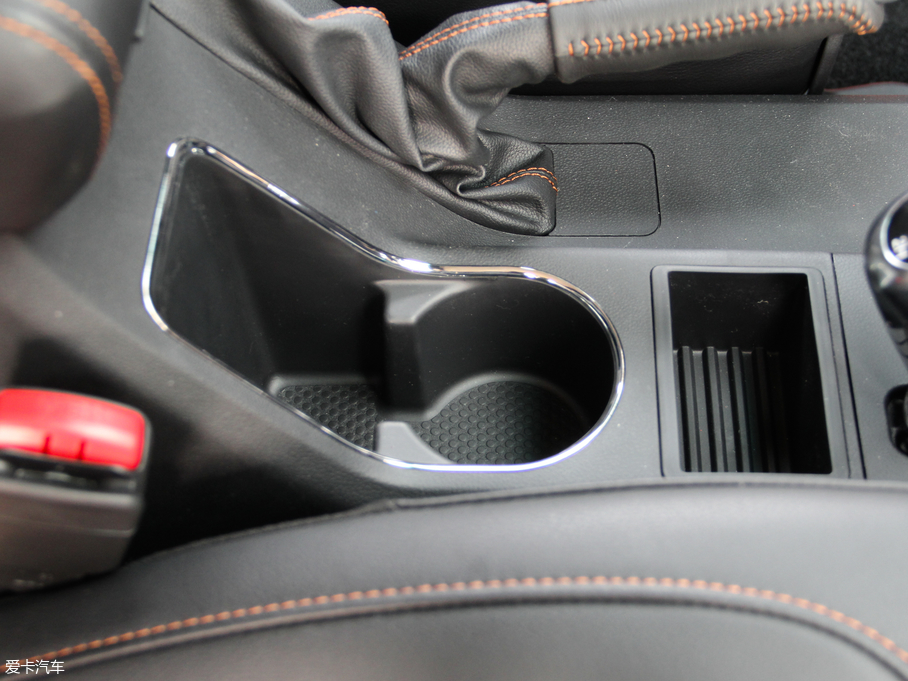 2018BJ40 L 2.0T քF 