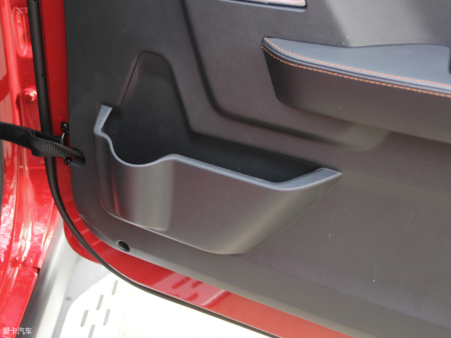 2018BJ40 L 2.0T քF 