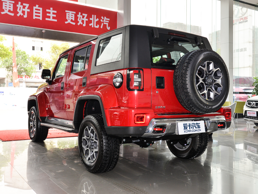 2018BJ40 PLUS 2.3T Զ콢 V