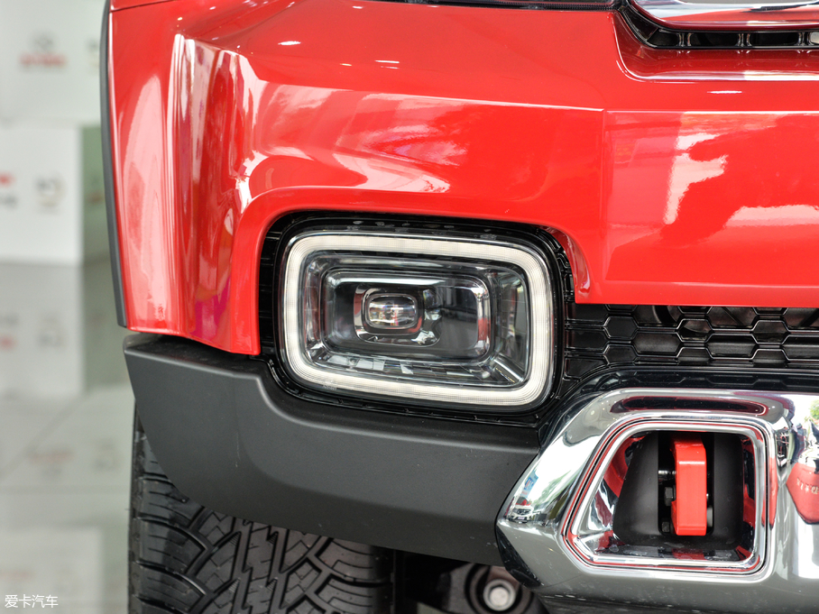 2018BJ40 PLUS 2.3T ԄŞ V