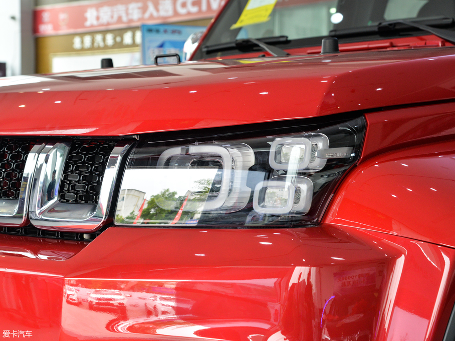 2018BJ40 PLUS 2.3T ԄŞ V