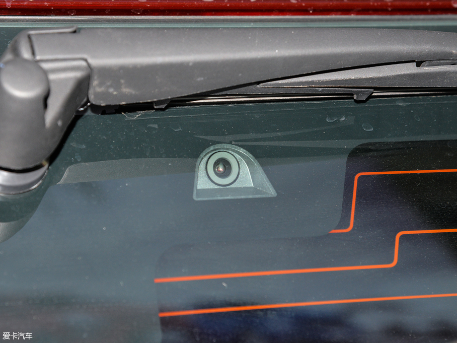 2018BJ40 PLUS 2.3T ԄŞ V