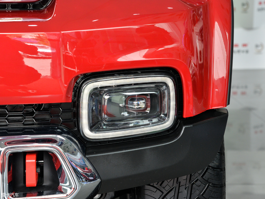 2018BJ40 PLUS 2.3T ԄŞ V