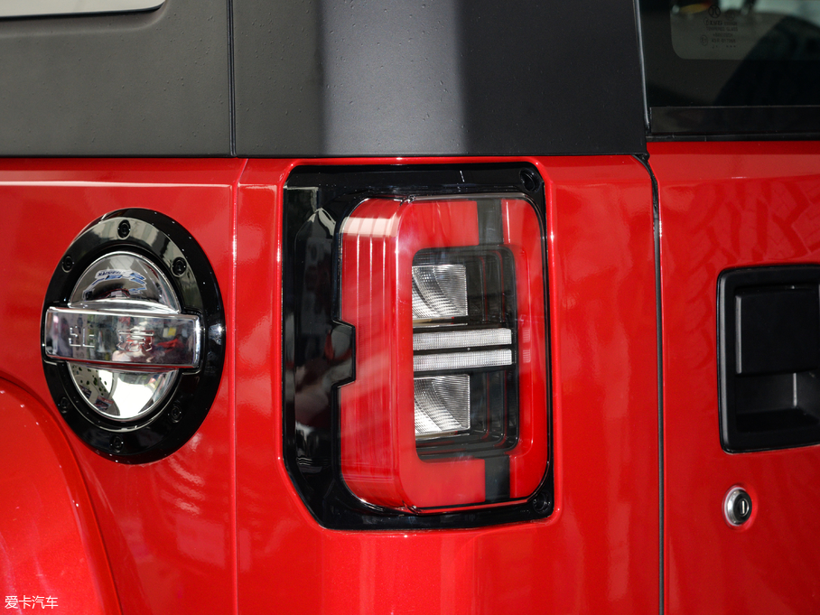 2018���BJ40 PLUS 2.3T �Ԅ������Ş�� ��V