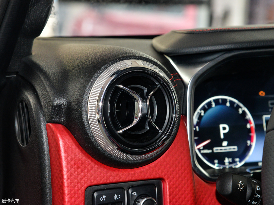 2018BJ40 PLUS 2.3T Ԅ(q)Ş V