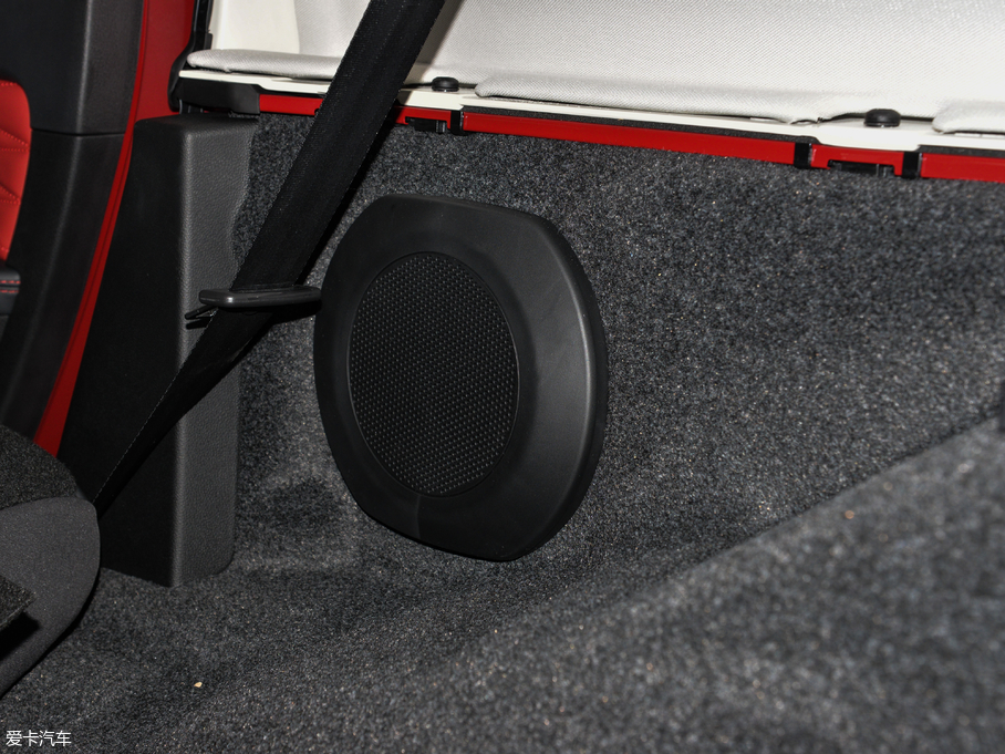 2018BJ40 PLUS 2.3T Ԅ(q)Ş V