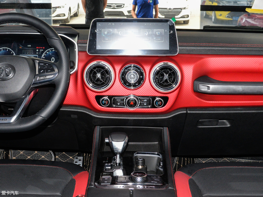 2018BJ40 PLUS 2.3T Ԅ(dng)(q)Ş V