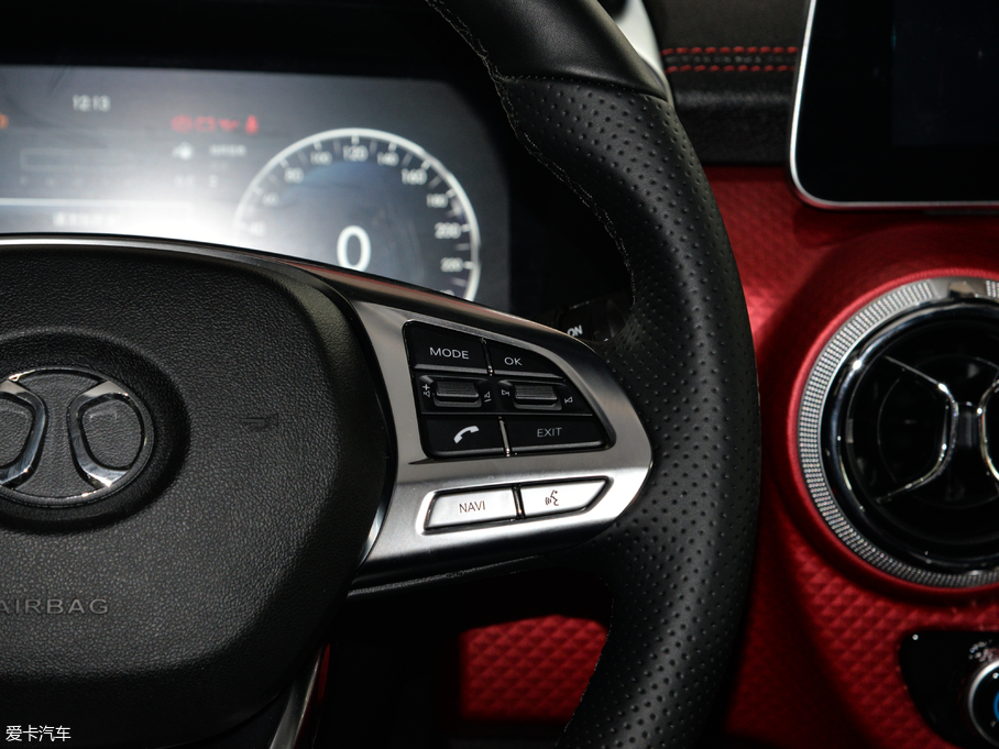 2018BJ40 PLUS 2.3T ԄŞ V