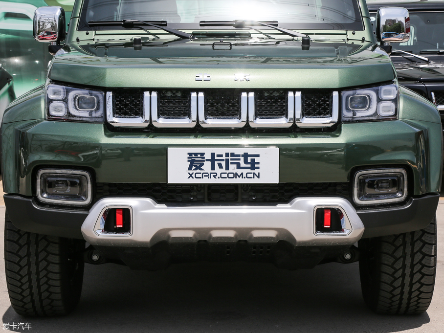 2018BJ40 PLUS 2.0T ք V
