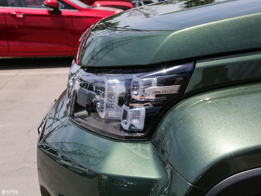 2018BJ40 PLUS 2.0T ք(dng)(q) (gu)V