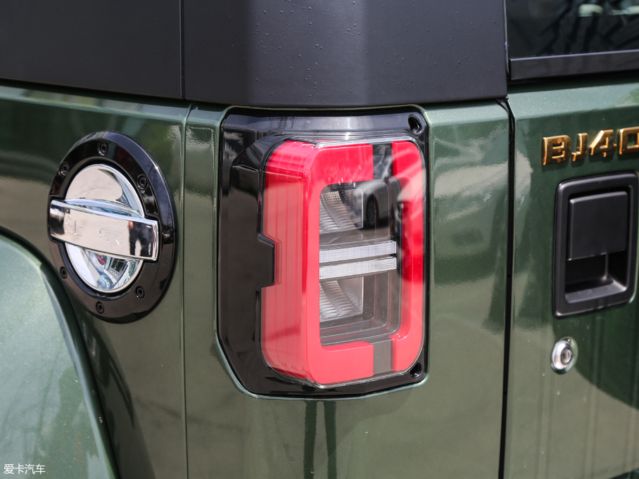 2018BJ40 PLUS 2.0T ք V