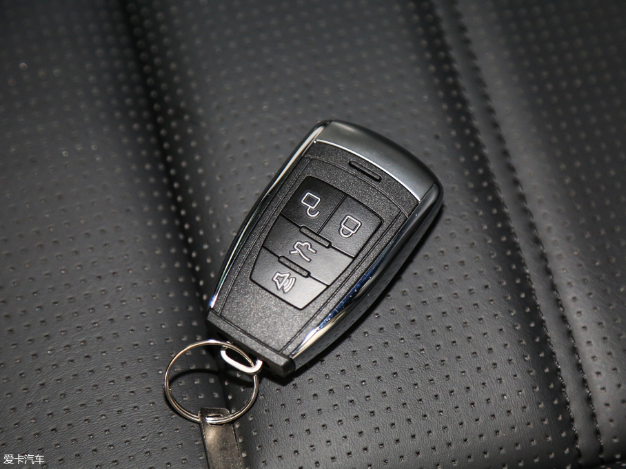 2018BJ40 PLUS 2.0T ք V