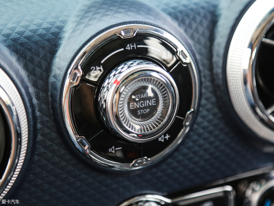 2018BJ40 PLUS 2.0T ք V