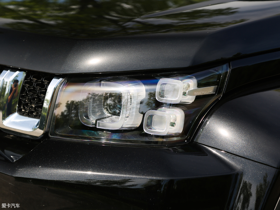 2018BJ40 PLUS 2.3T ԄŞ V