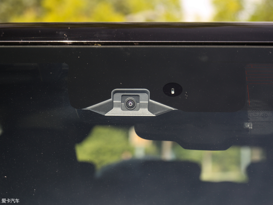 2018BJ40 PLUS 2.3T ԄŞ V