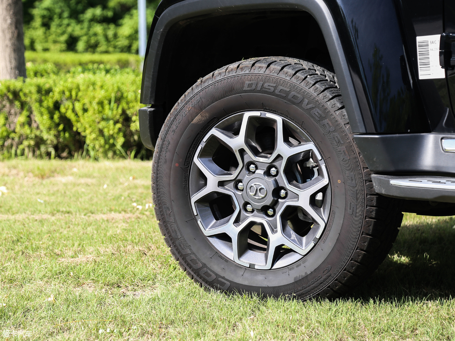 2018BJ40 PLUS 2.3T ԄŞ V