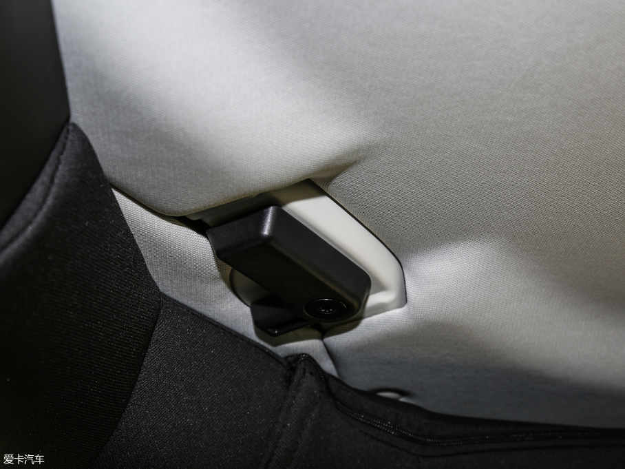 2018BJ40 PLUS 2.3T ԄŞ V