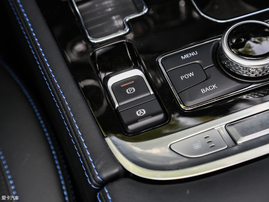 2018BJ40 PLUS 2.3T ԄŞ V