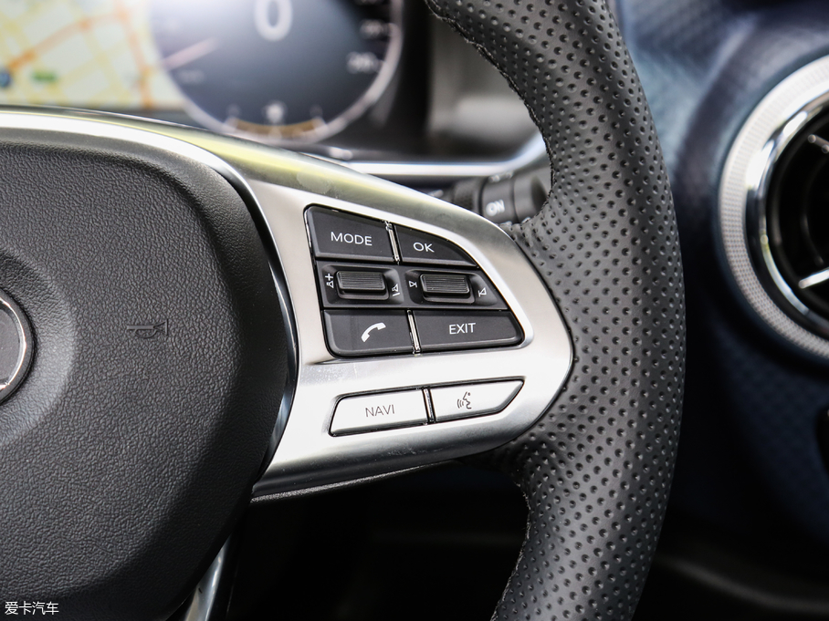 2018BJ40 PLUS 2.3T ԄŞ V