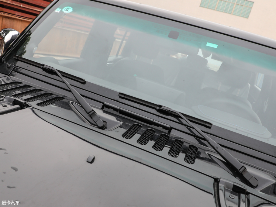 2018BJ40 PLUS 2.3T Ԅ V