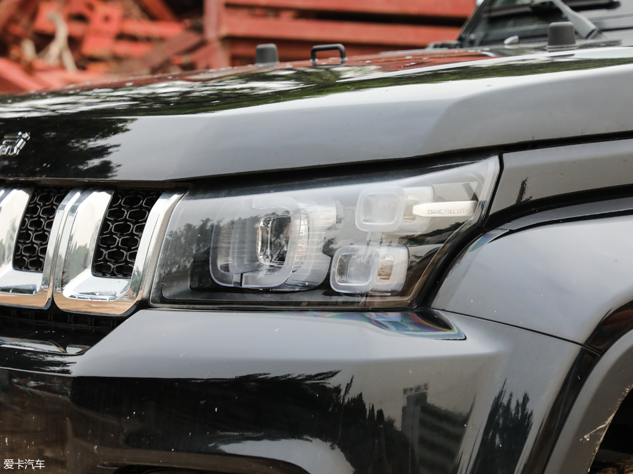 2018BJ40 PLUS 2.3T Ԅ V