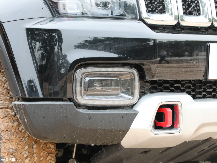 2018BJ40 PLUS 2.3T Ԅ V