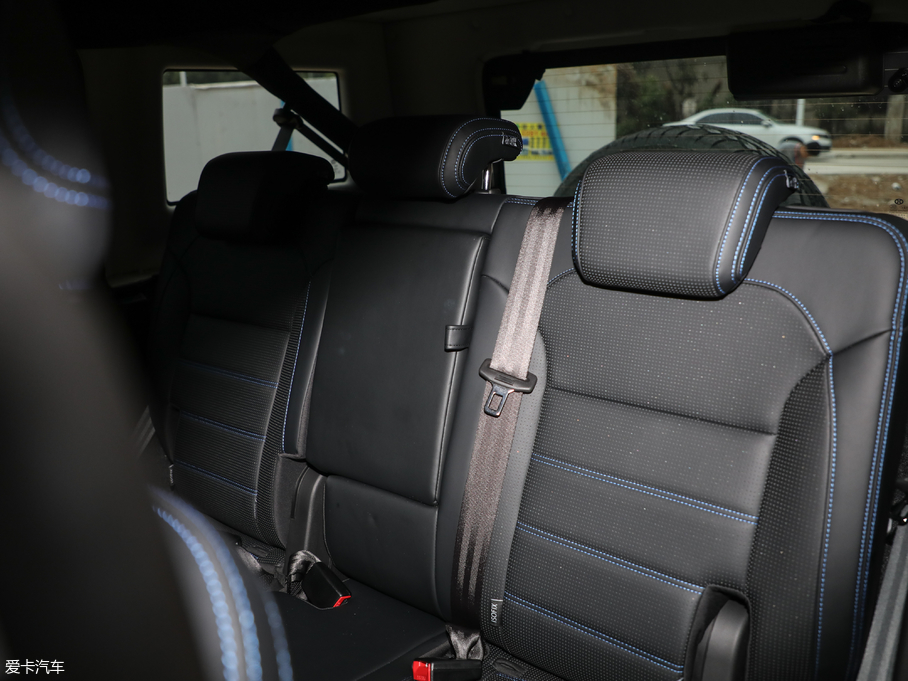 2018BJ40 PLUS 2.3T Ԅ V