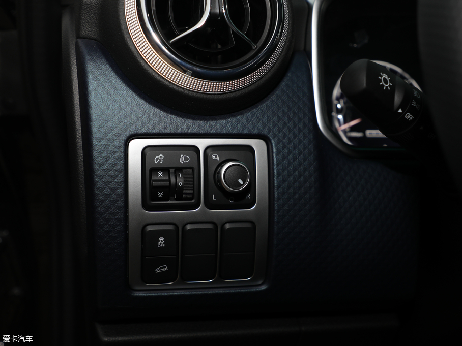 2018BJ40 PLUS 2.3T Ԅ(q) V