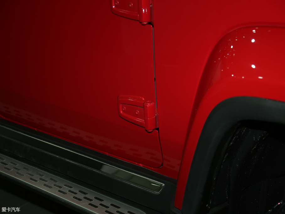 2018BJ40 PLUS 2.0T ԄЫC˰