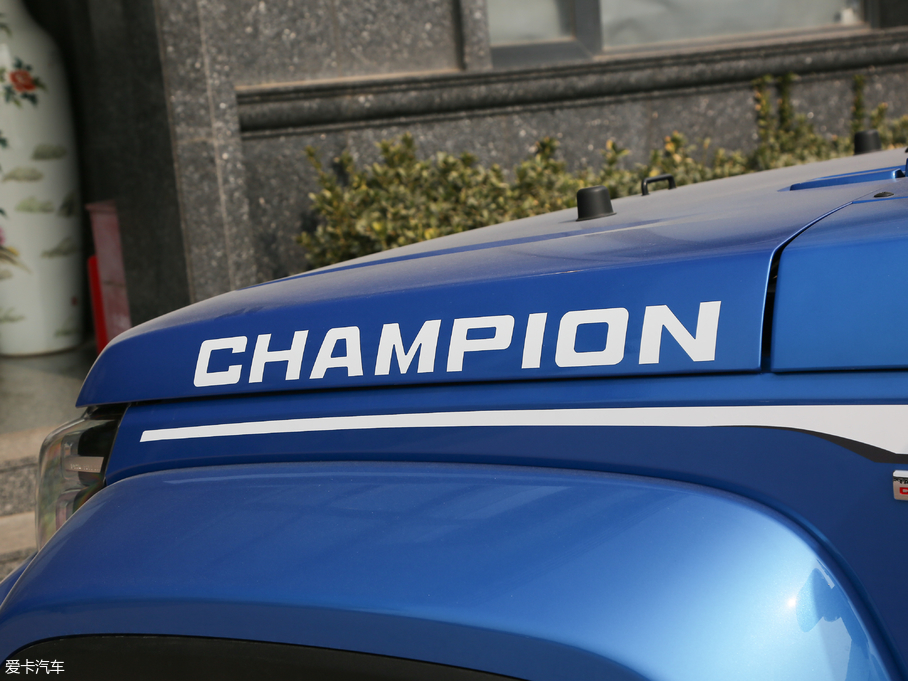 2018BJ40 2.3T Ԅ(dng)(q)h(hun)܊ (gu)V