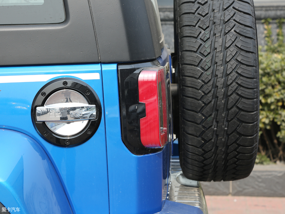 2018BJ40 2.3T Ԅ(q)h(hun)܊ V