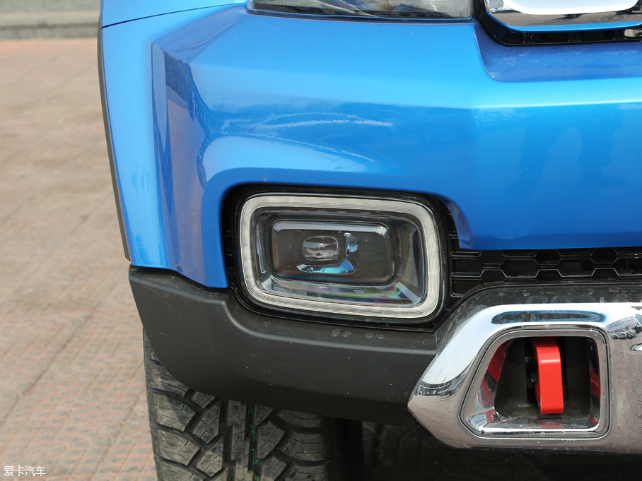 2018BJ40 2.3T Ԅh(hun)܊ V