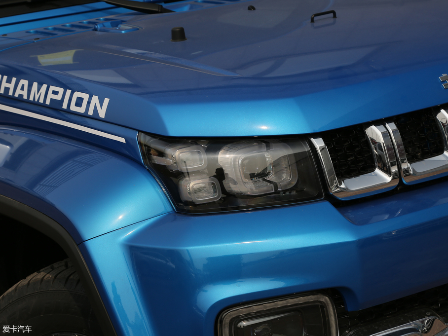 2018BJ40 2.3T Ԅ(q)h(hun)܊ V