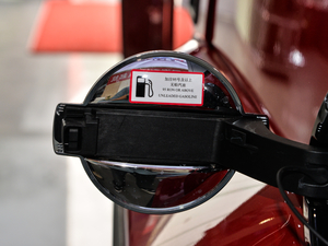 2018PLUS 2.3T ԄŞ V ^