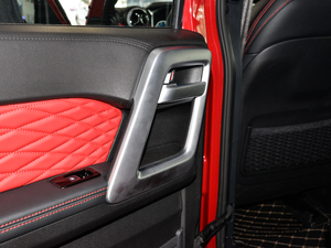 2018PLUS 2.3T ԄŞ V g