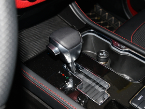 2018PLUS 2.3T ԄŞ V QU