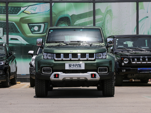 2018PLUS 2.0T ք V ǰ