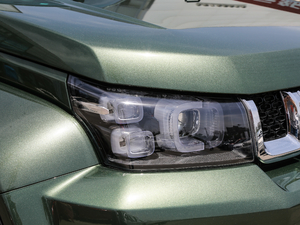 2018PLUS 2.0T ք V ^