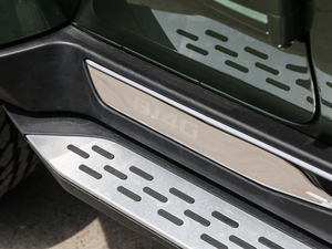 2018PLUS 2.0T ք V ^