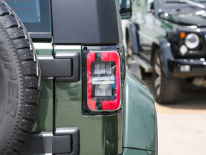 2018PLUS 2.0T ք V β