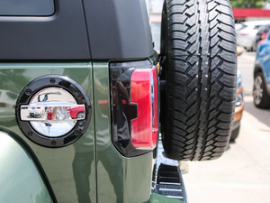 2018PLUS 2.0T ք V ^