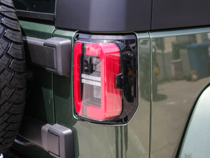 2018PLUS 2.0T ք V ^