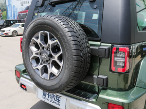 2018PLUS 2.0T ք V ^