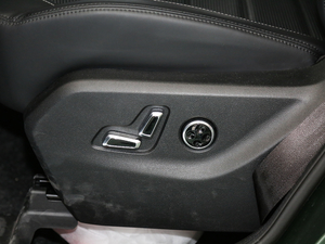 2018PLUS 2.0T ք V g