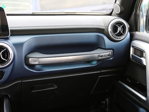 2018PLUS 2.0T ք V g